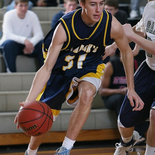 Joueur de basketball d'une école secondaire publique française